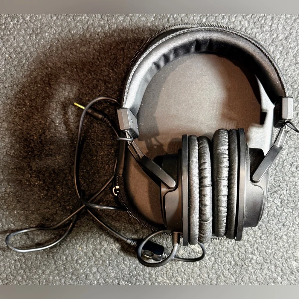 Google employee-issued wired headphones; great shape, in-line volume, no mic